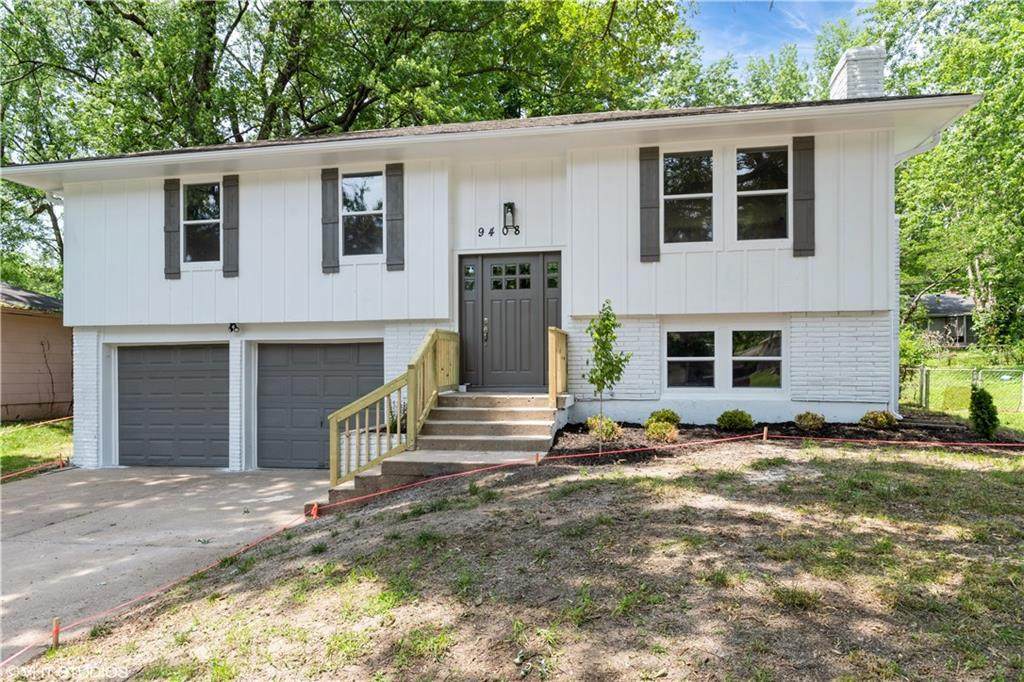 9408 Oakland Avenue - Photo 1