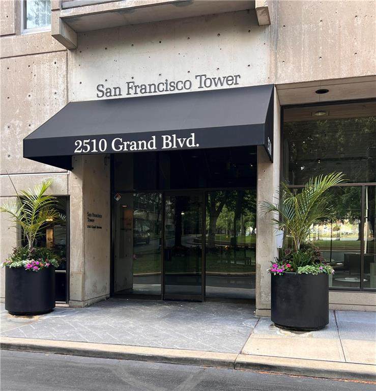 2510 Grand Boulevard - Photo 1