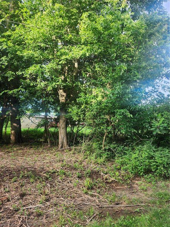 145 Kansas Drive - Photo 1
