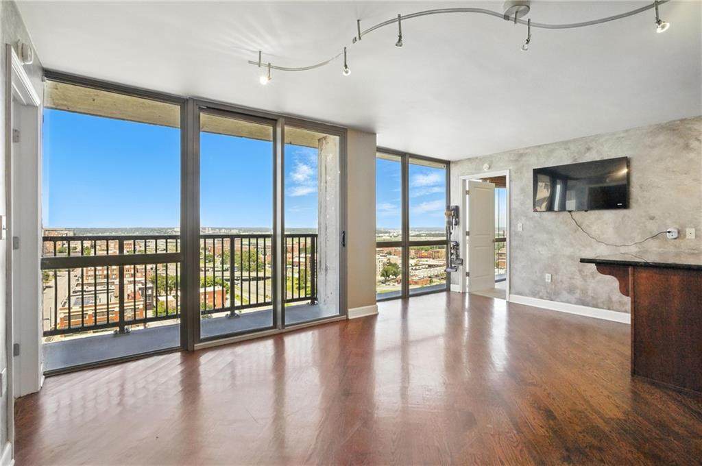 600 Admiral Boulevard - Photo 1