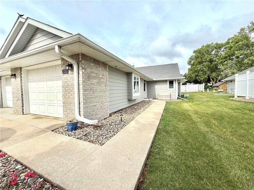 1515 18th Street - Photo 1