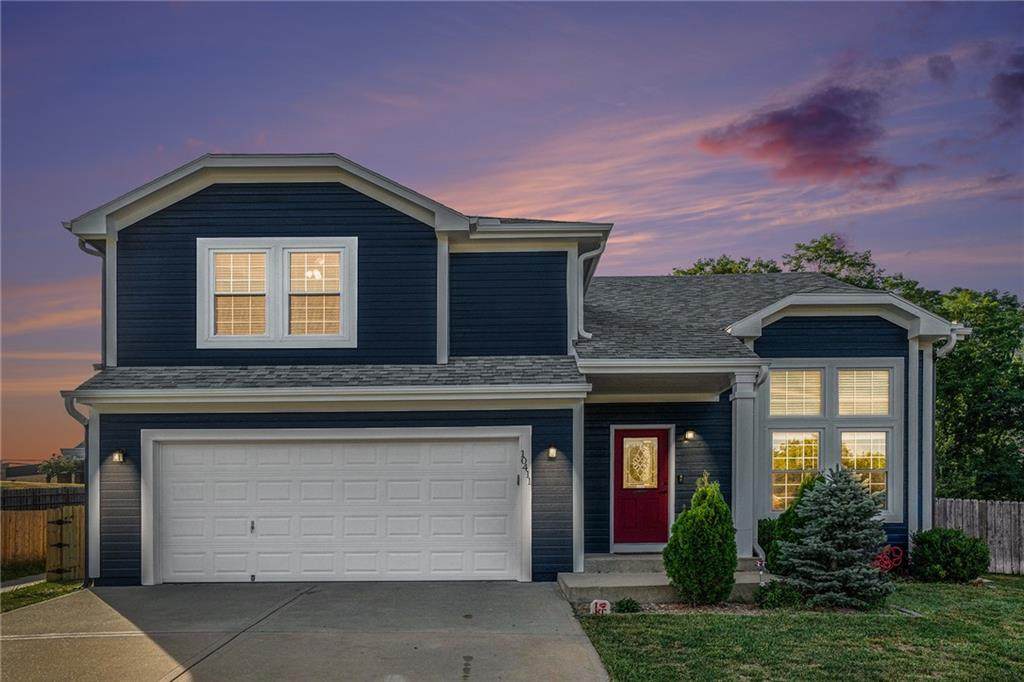 10411 Barber Avenue - Photo 1