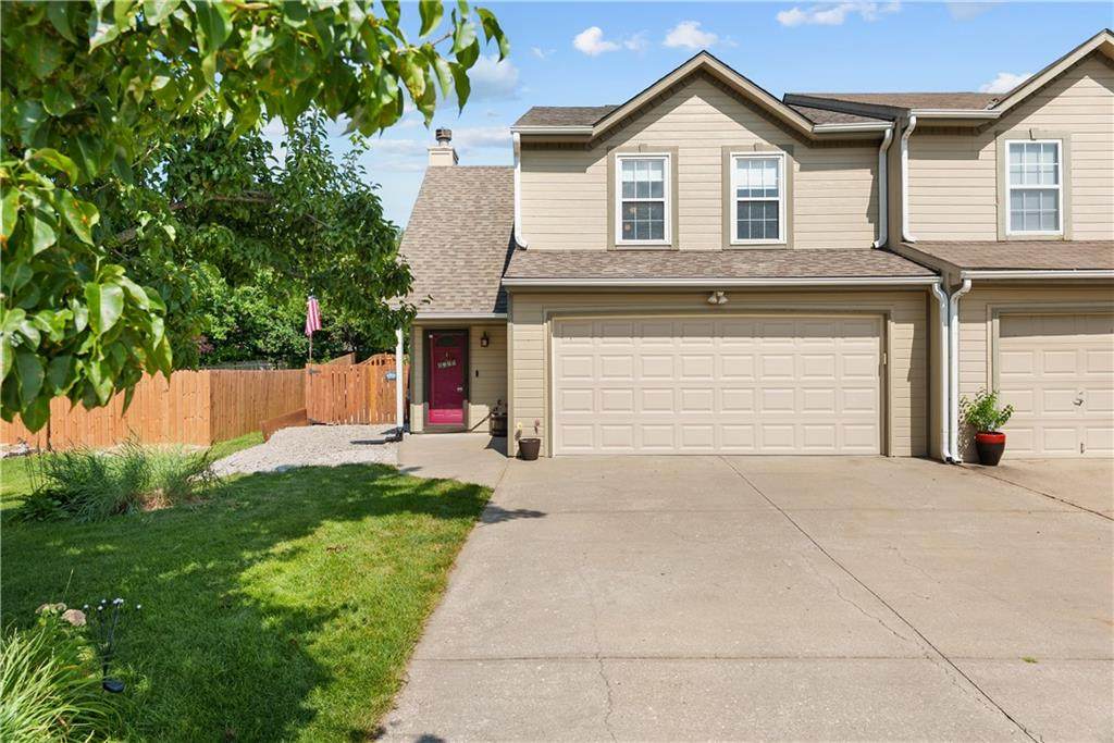 643 Swann Circle - Photo 1