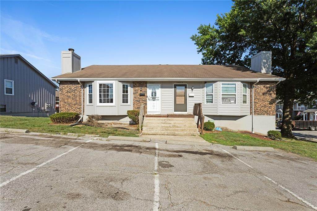 14011 Dunbar Court - Photo 1