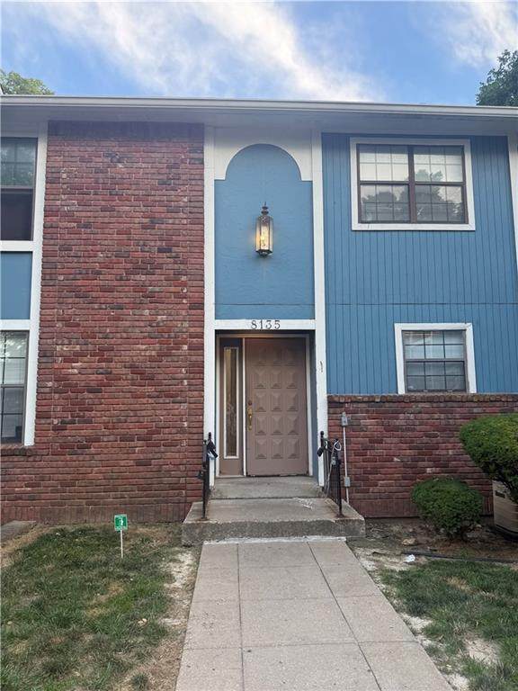 8135 Holmes Road - Photo 1