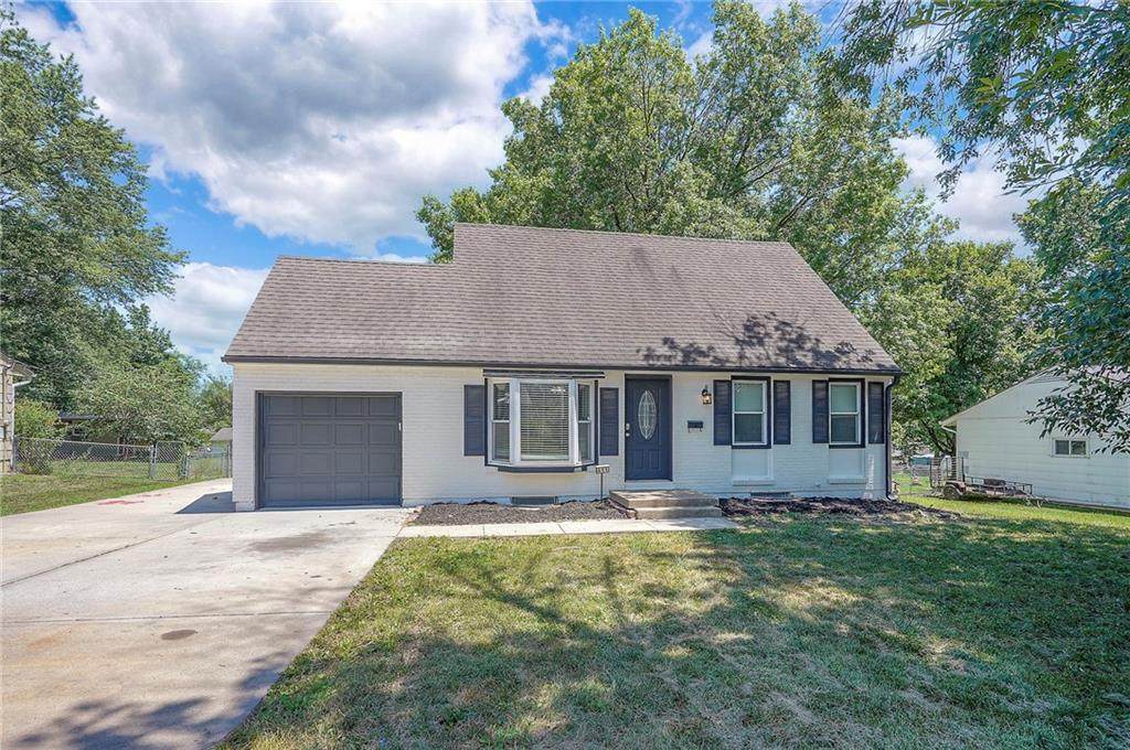 611 Pawnee Lane - Photo 1
