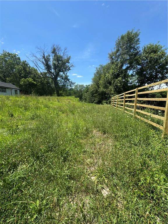 5820 Jackson Avenue - Photo 1