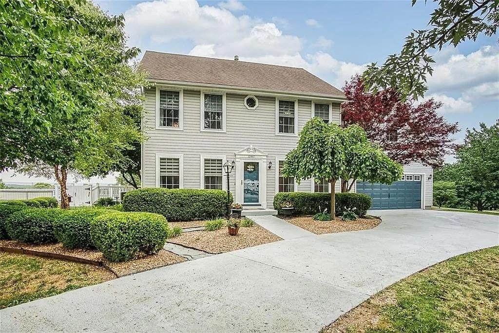 10447 Overbrook Road - Photo 1