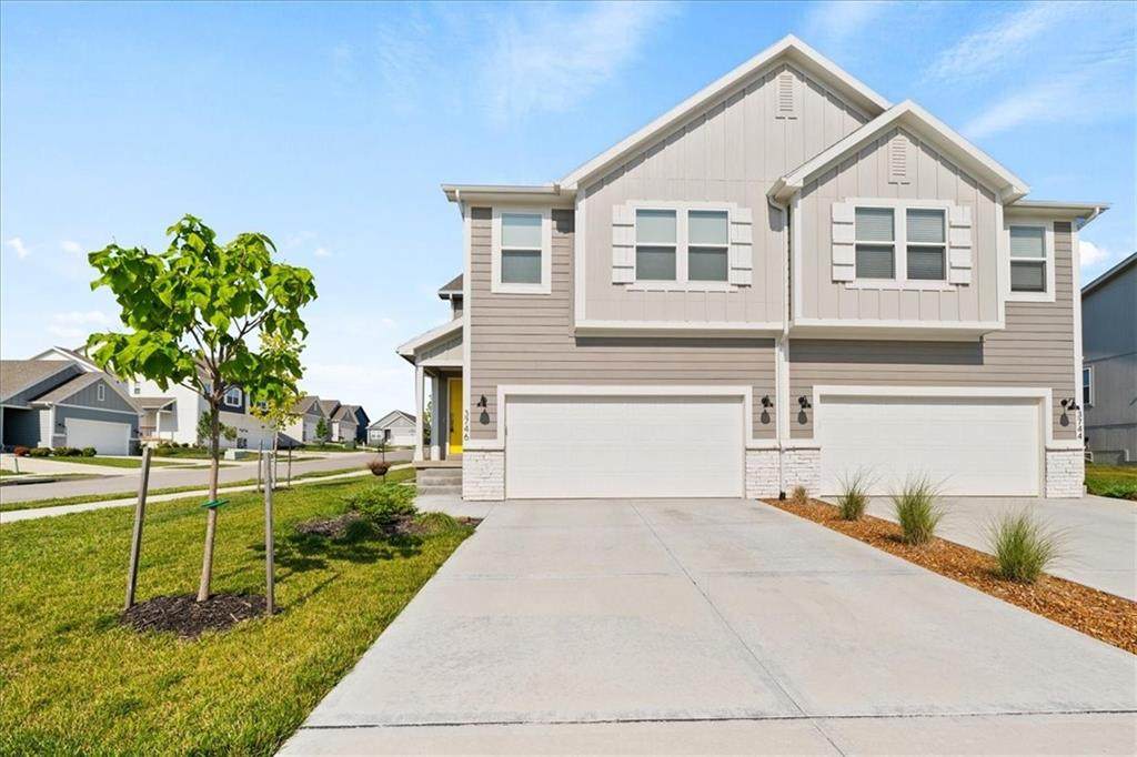 3746 Clayton Place - Photo 1