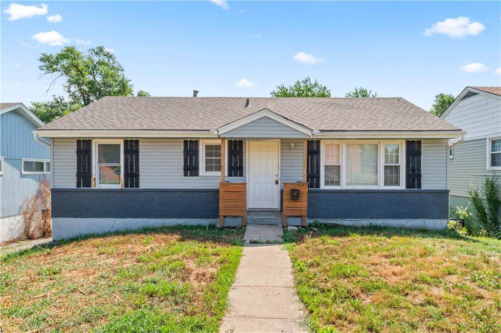 8411 Brooklyn Avenue - Photo 1