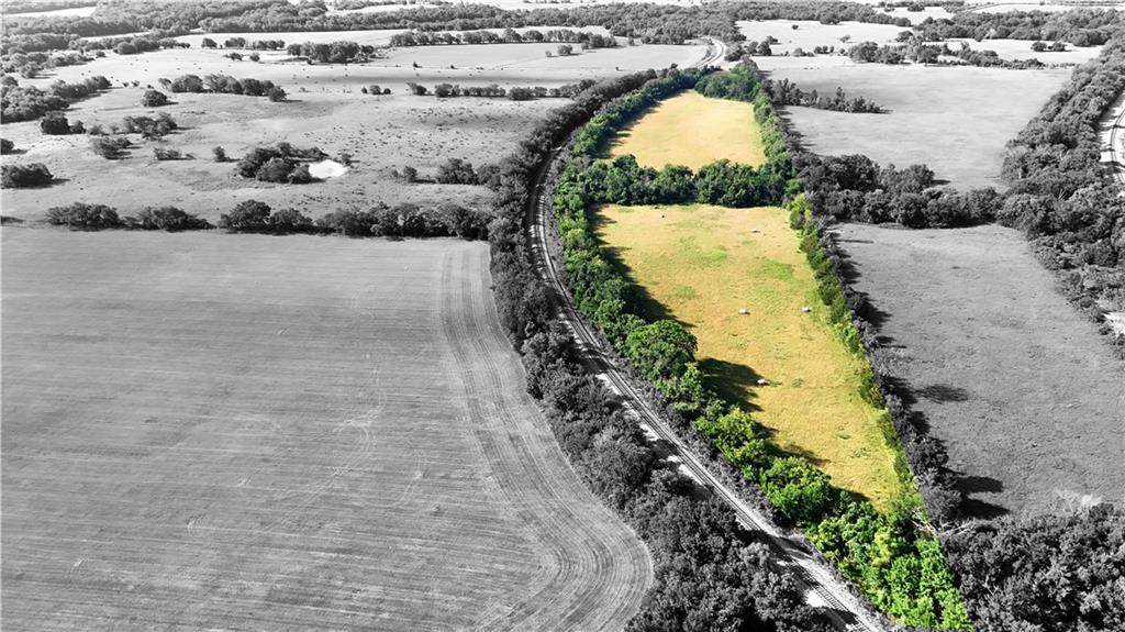  Hackberry Road - Photo 1