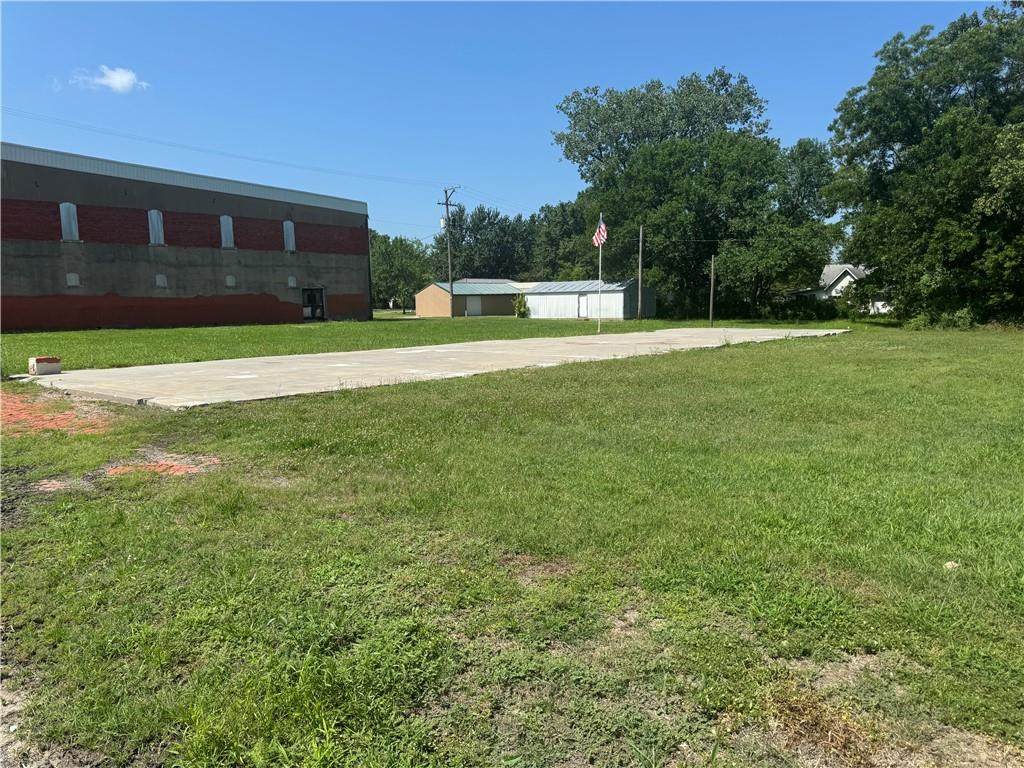 118 Delaware Street - Photo 1