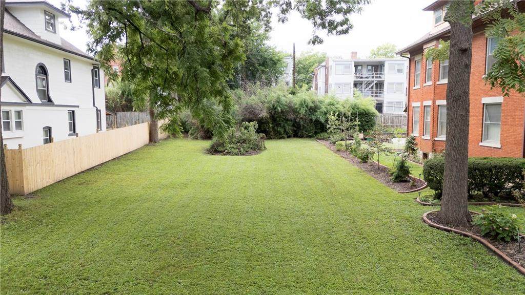 3532 Wyandotte Street - Photo 1
