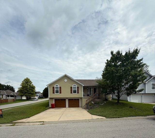19600 9th Street - Photo 1