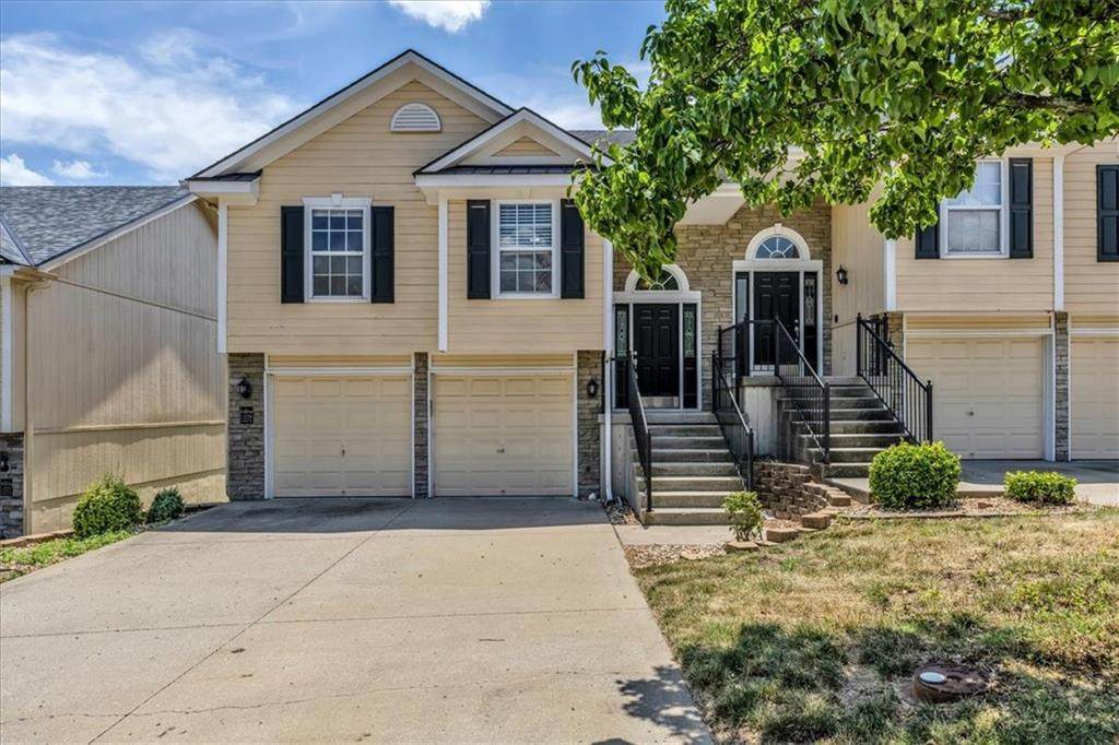 1229 Ashley Drive - Photo 1