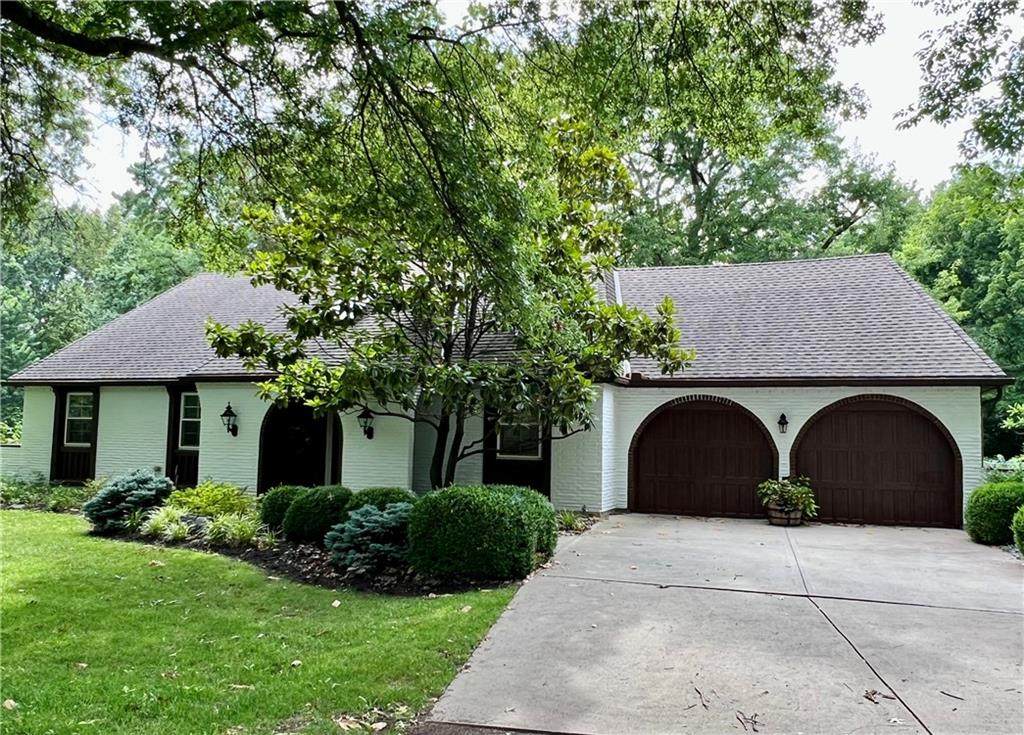 10508 Lee Boulevard - Photo 1