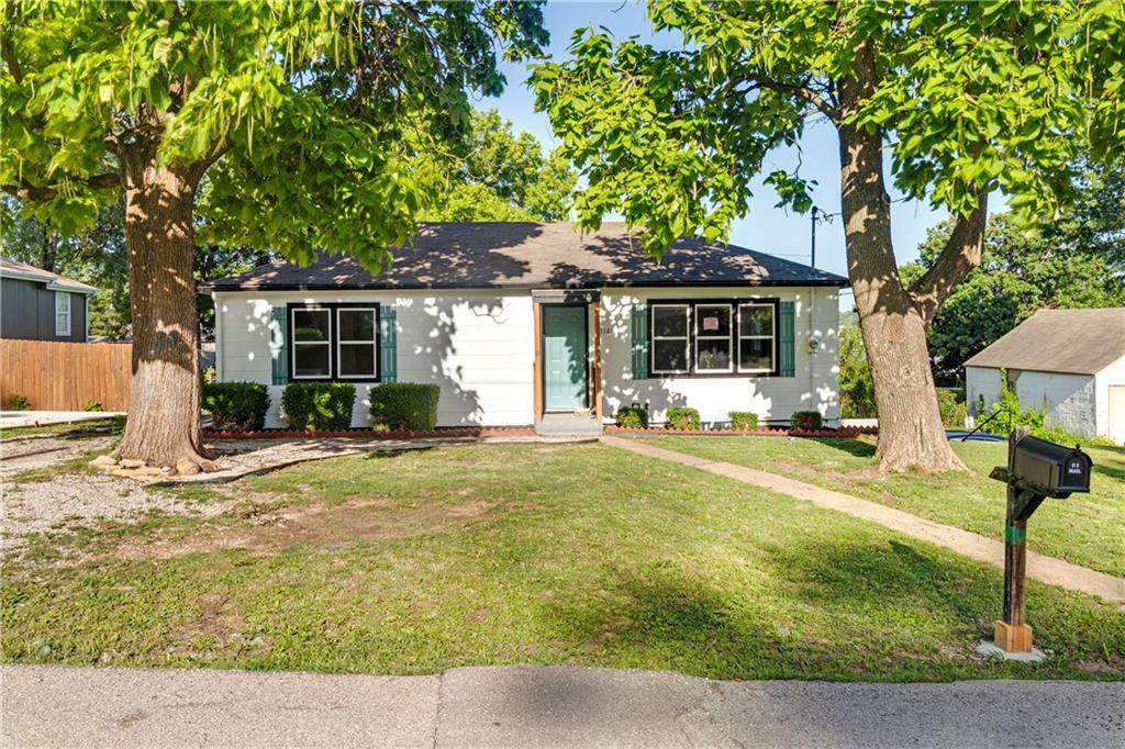 3141 37th Street - Photo 1