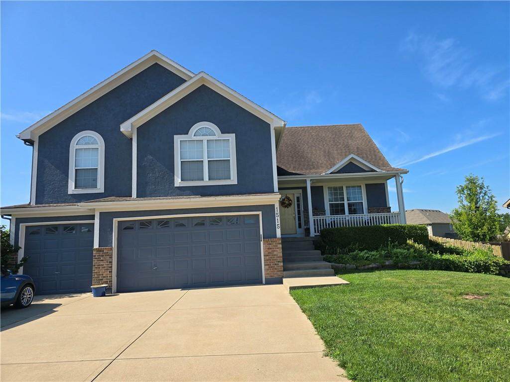 1515 Deer Path - Photo 1