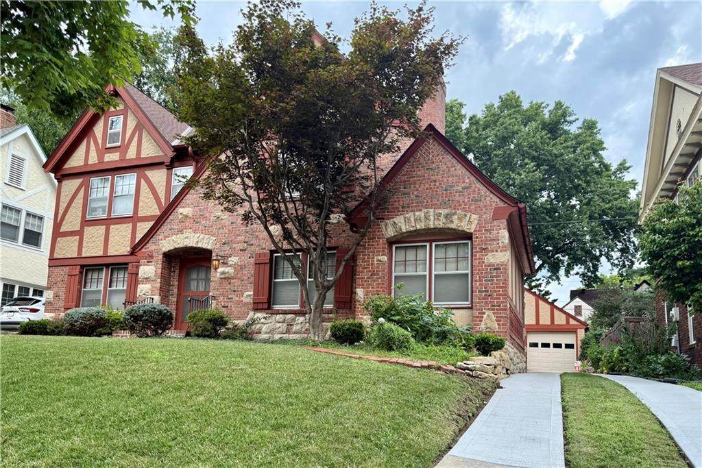 222 68th Street - Photo 1