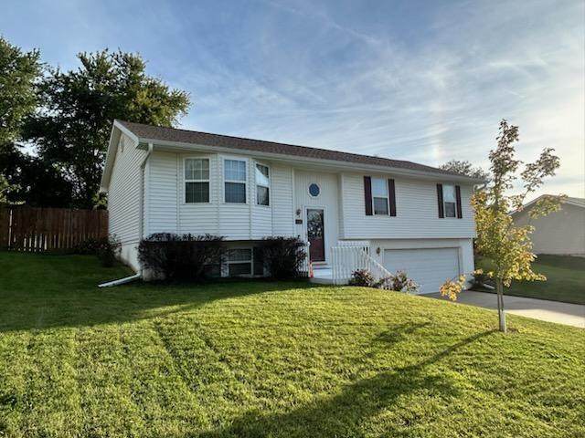 2202 Roma Lane - Photo 1