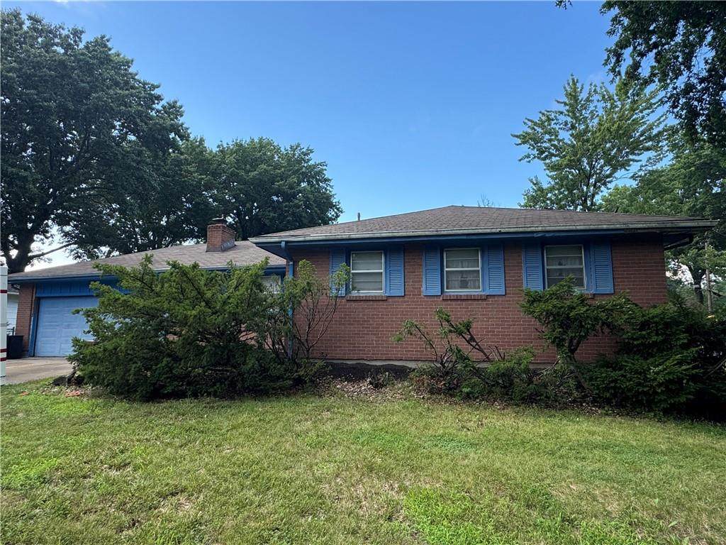 102 Redwing Drive - Photo 1