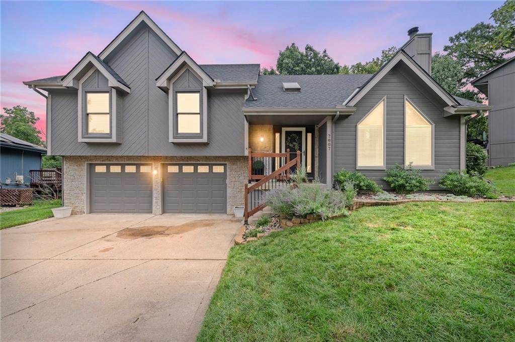 7807 Adrian Avenue - Photo 1