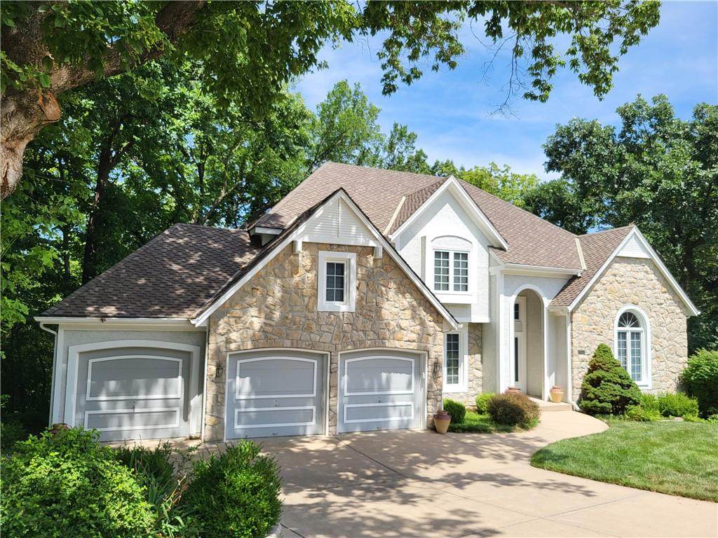5527 Oakdale Place - Photo 1