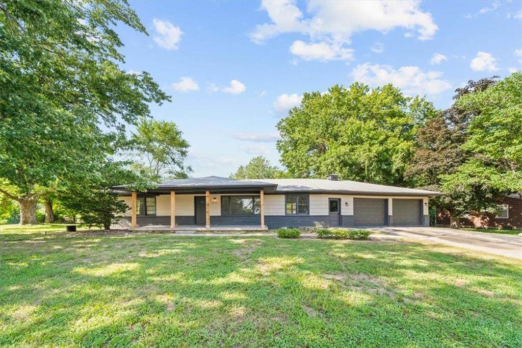 6224 Arcadia Avenue - Photo 1
