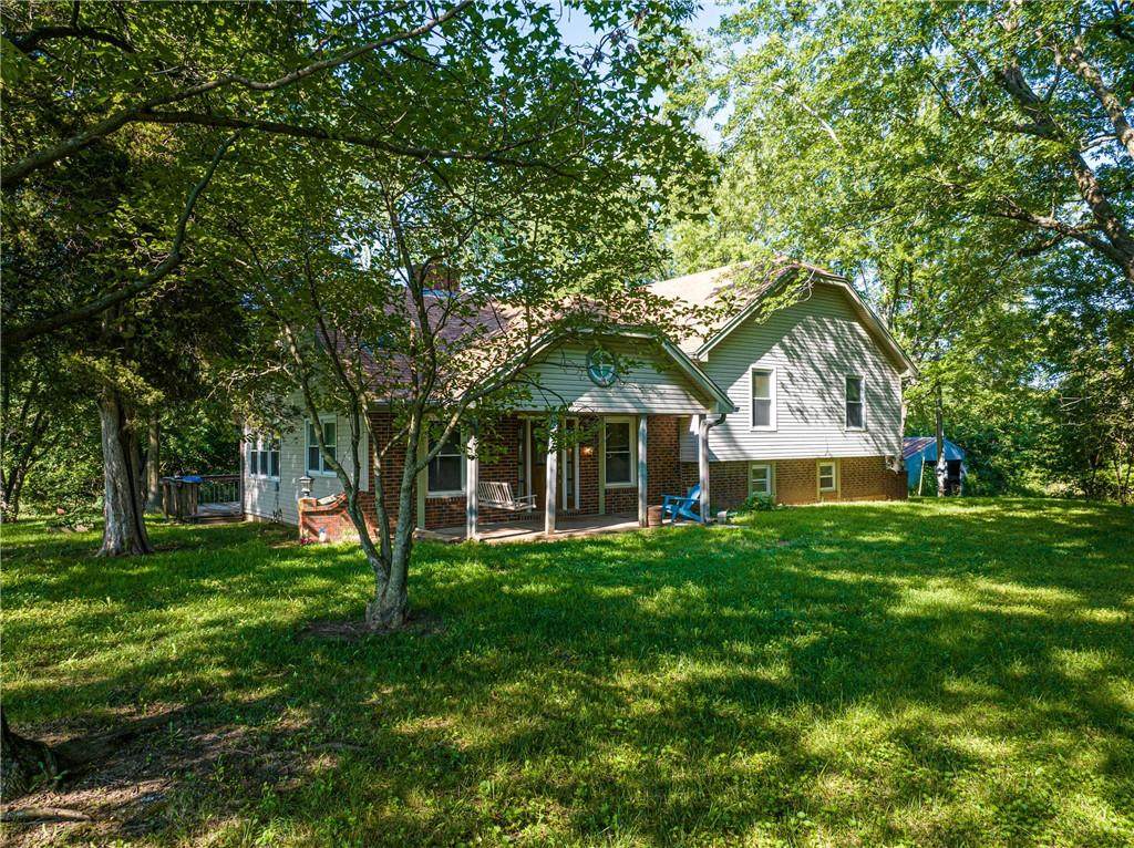 https://bt-photos.global.ssl.fastly.net/heartland/orig_boomver_1_2565948-1.jpg