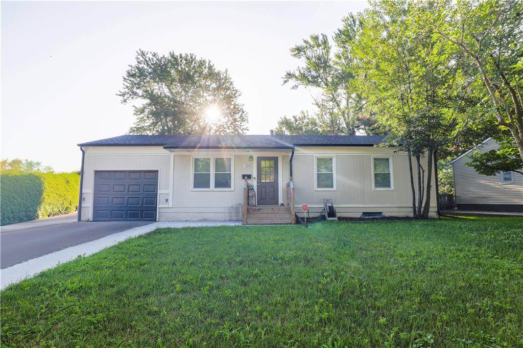 1201 Indian Lane - Photo 1