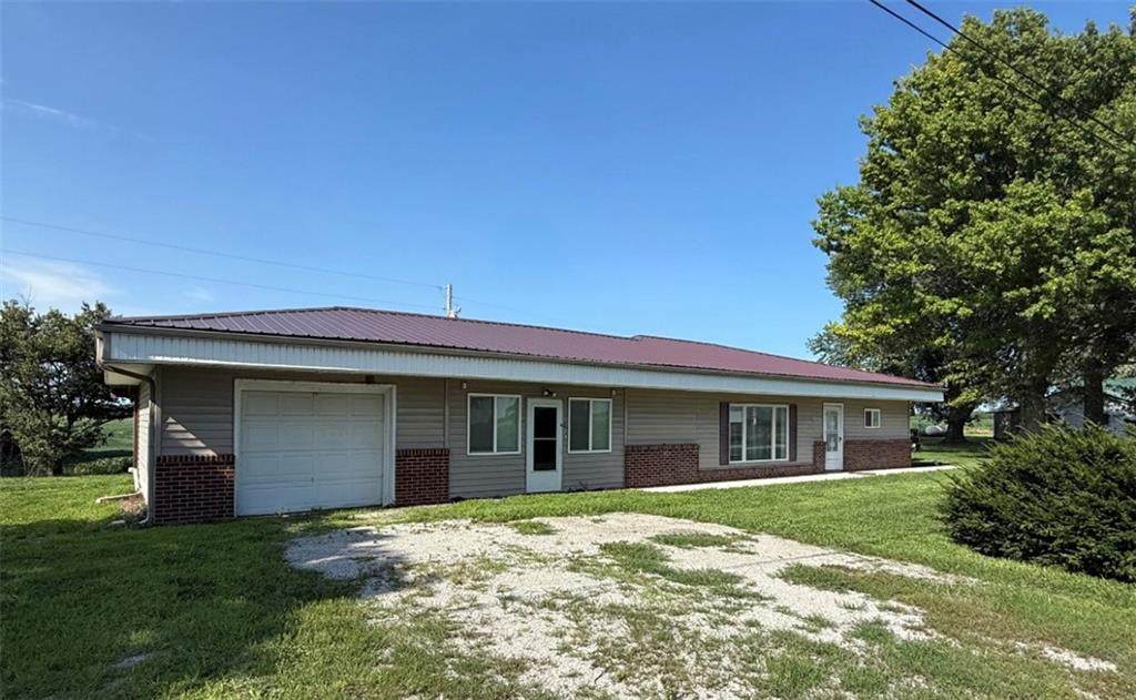 24817 24 Highway - Photo 1
