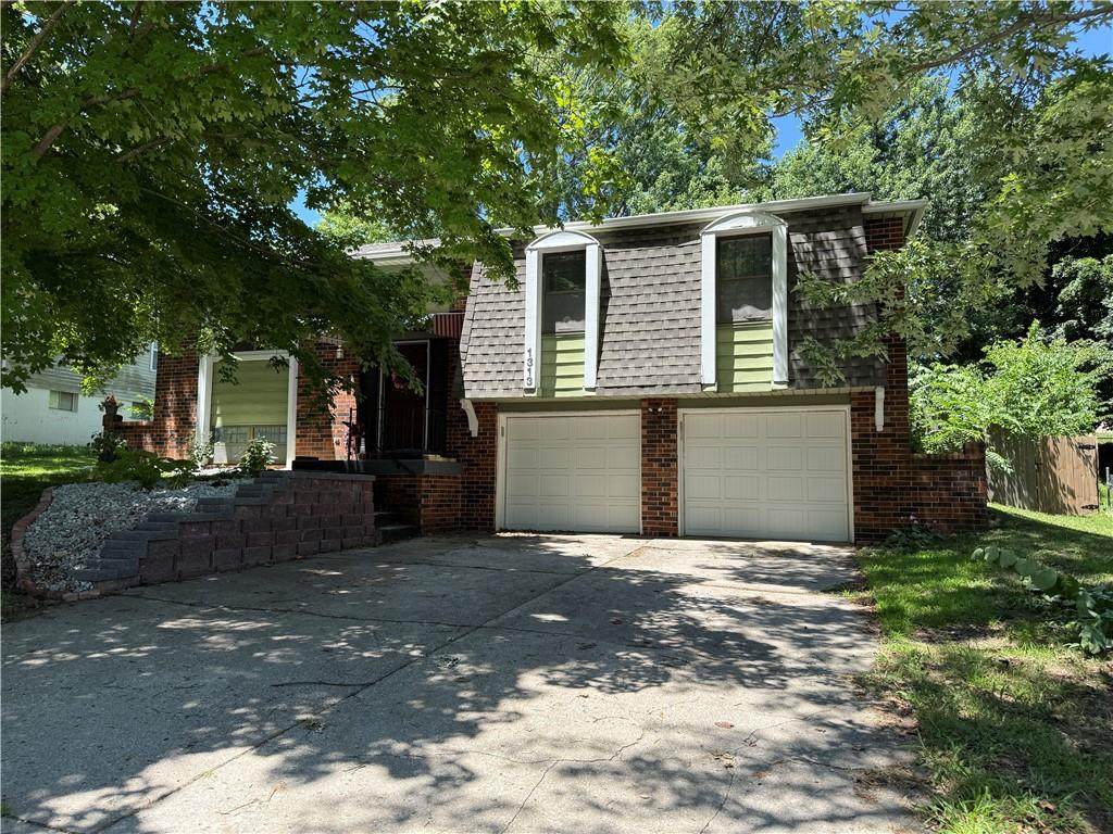 1313 Covington Drive - Photo 1