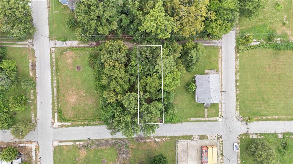 3111 E 19th Street - Photo 1