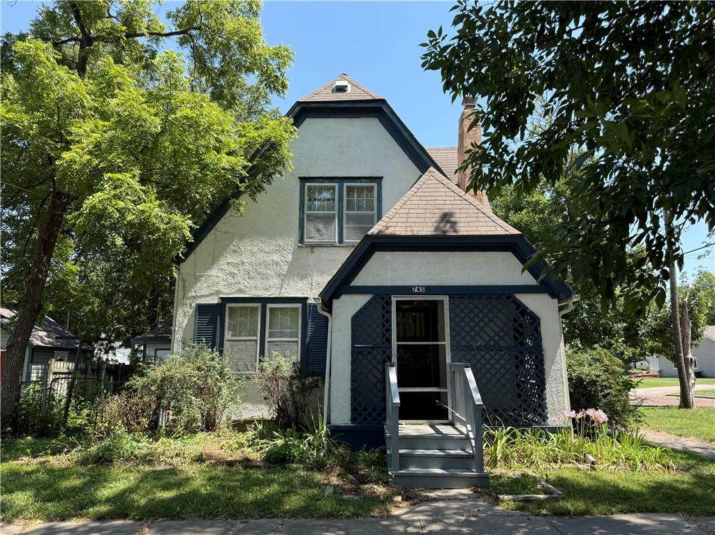 745 Princeton Street - Photo 1