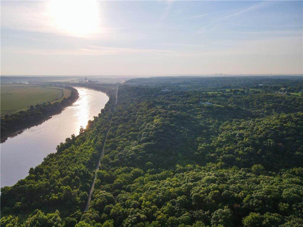 4301 73rd Street - Photo 1