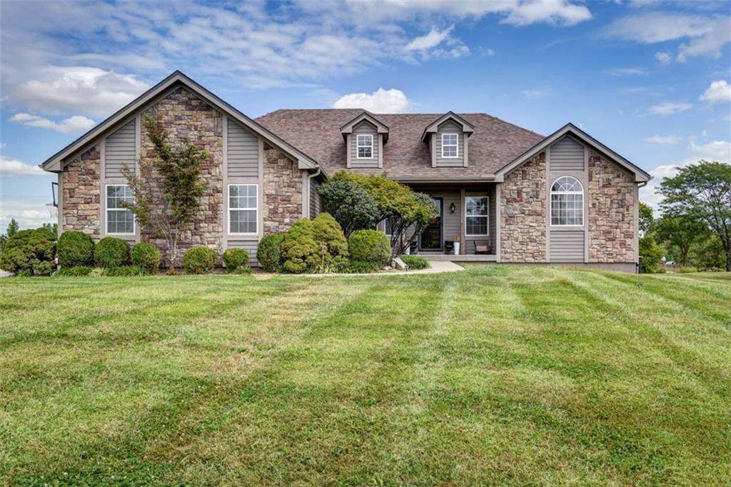 5275 Fox Run Road - Photo 1