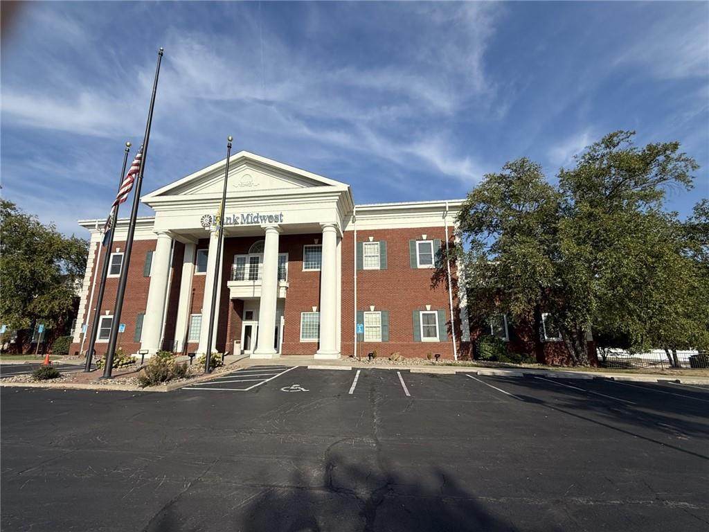 1304 Walnut Street - Photo 1