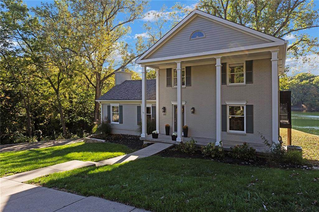 900 Wildbriar Drive - Photo 1