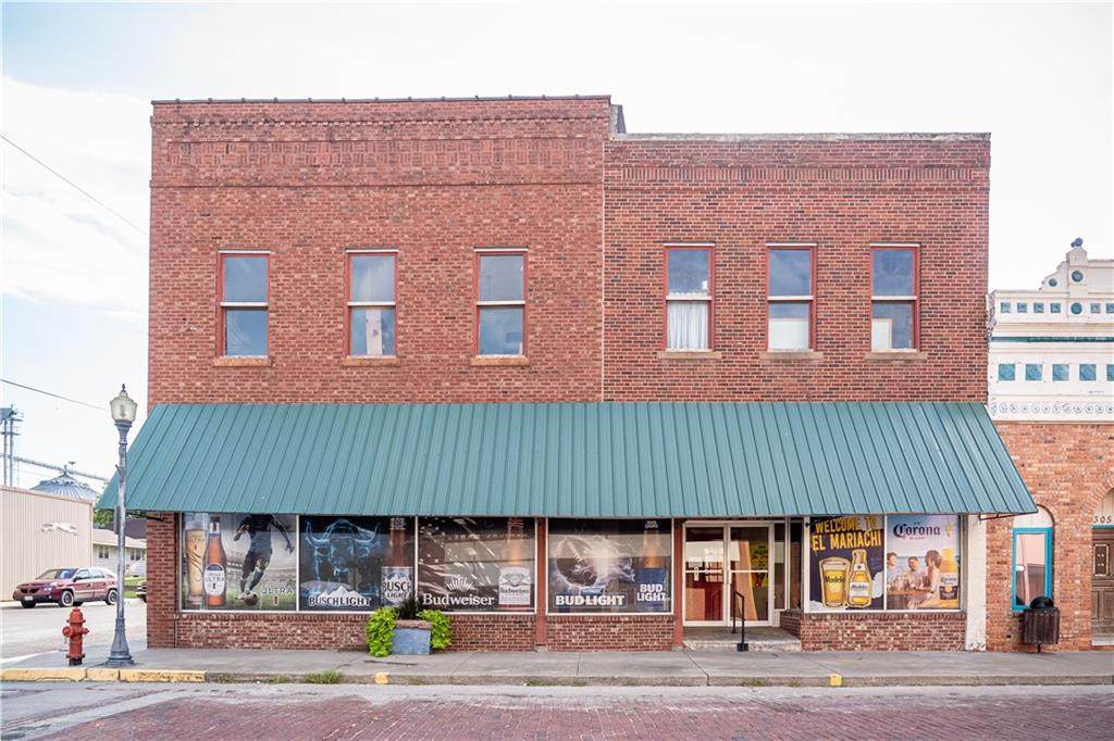 301 Miller Street - Photo 1