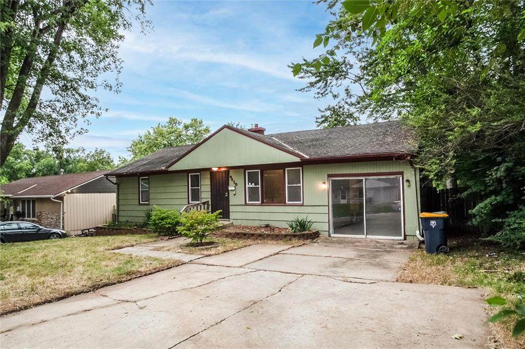 8410 Ruskin Way - Photo 1