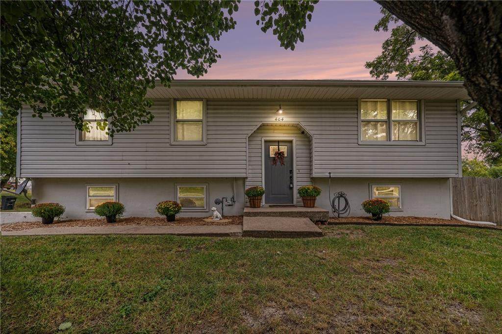 404 Clinton Street - Photo 1