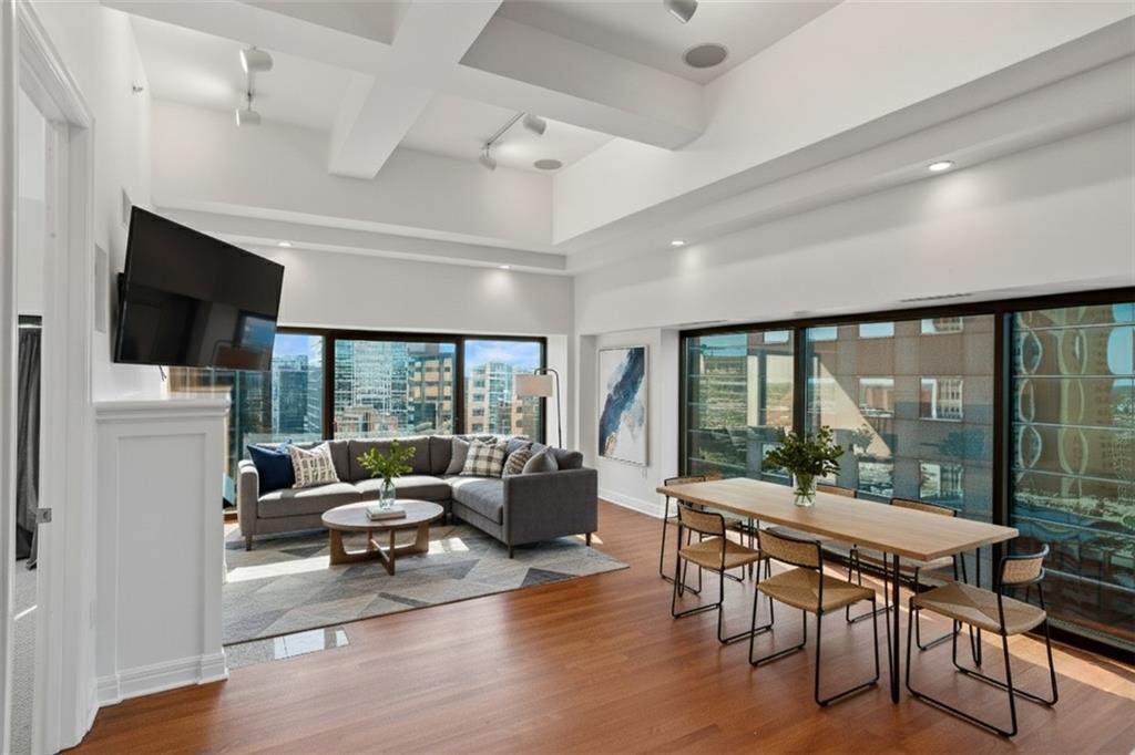 1101 Walnut Street - Photo 1