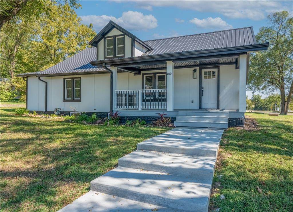 100 Olive Street - Photo 1