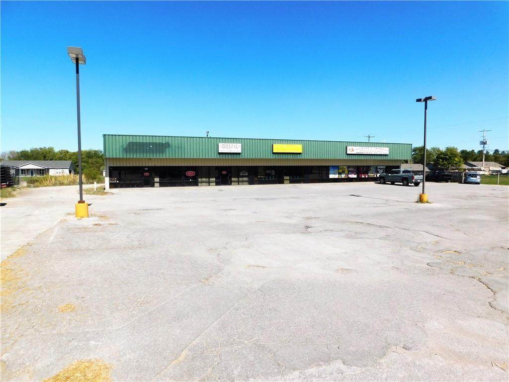 1050 10th Street - Photo 1