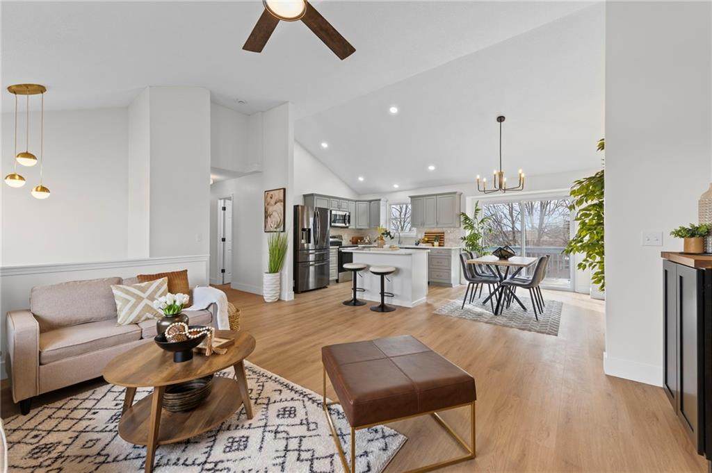 8540 Robinhood Avenue - Photo 1