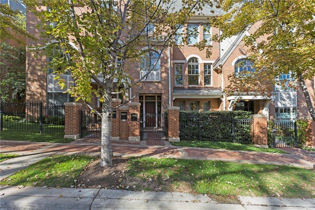 212 50th Street - Photo 1