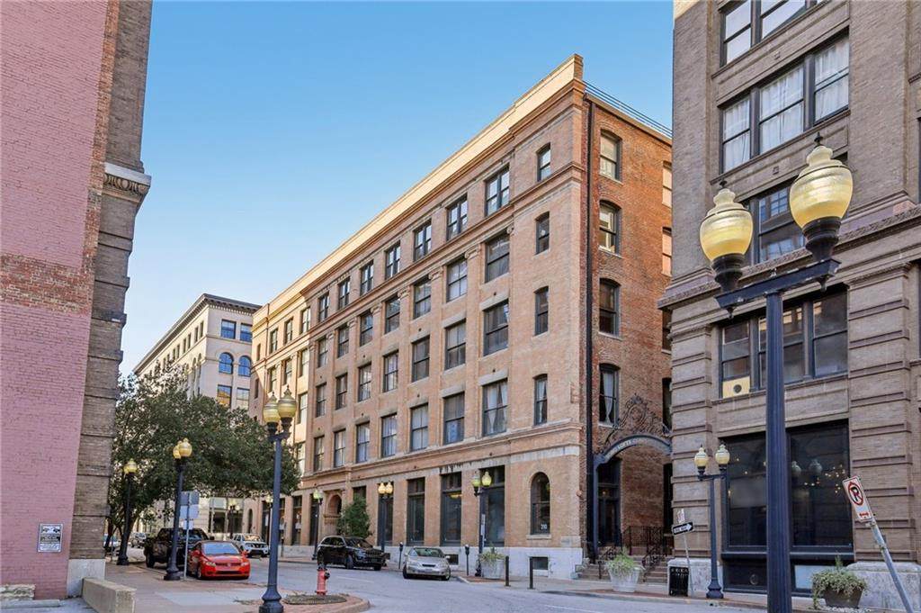 308 8th Street - Photo 1