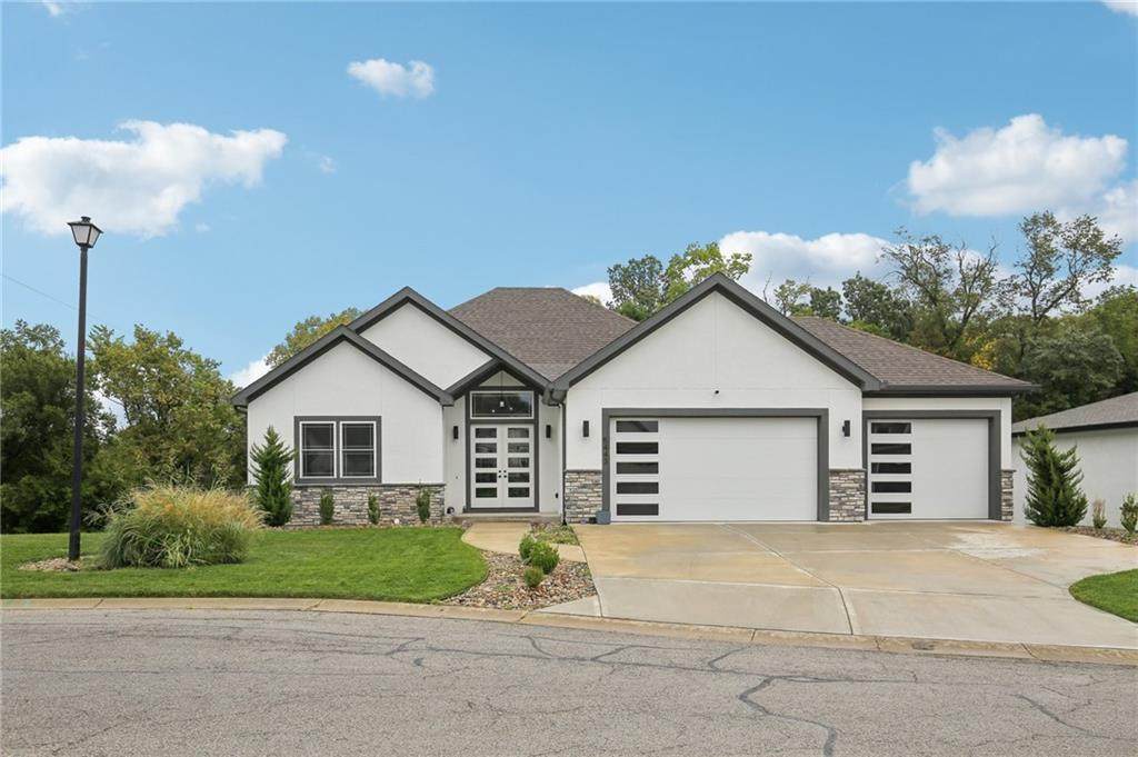 5443 101 Terrace - Photo 1