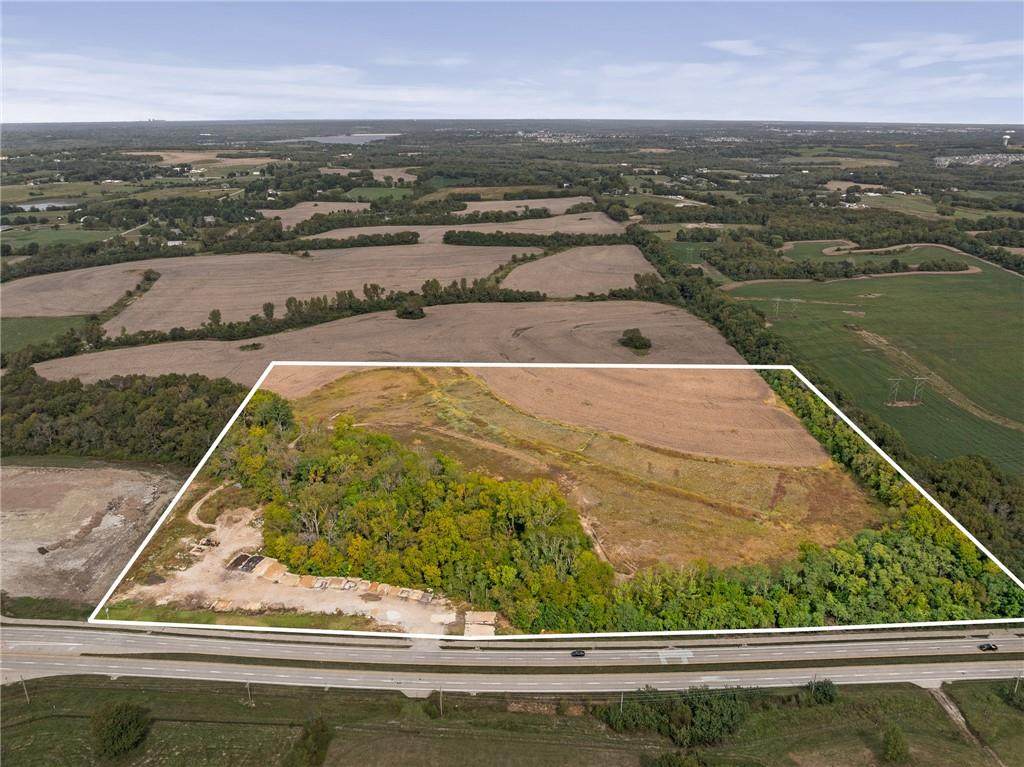 11400 150 Highway - Photo 1