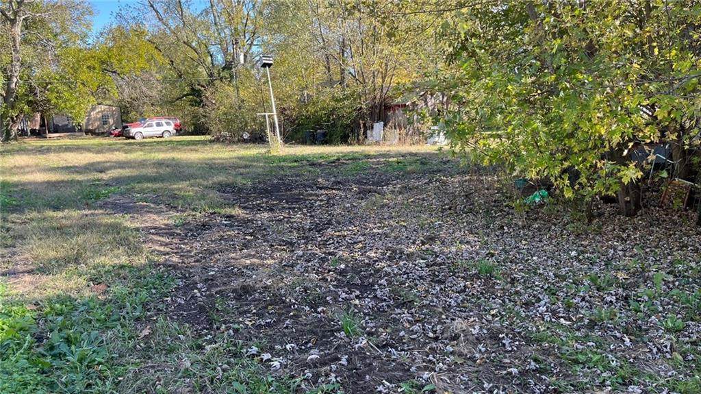 415 Taylor Street - Photo 1